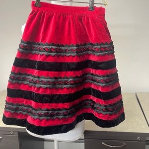 NWOT Children’s place Red velvet & Black ribbon details skirt for girls size 10